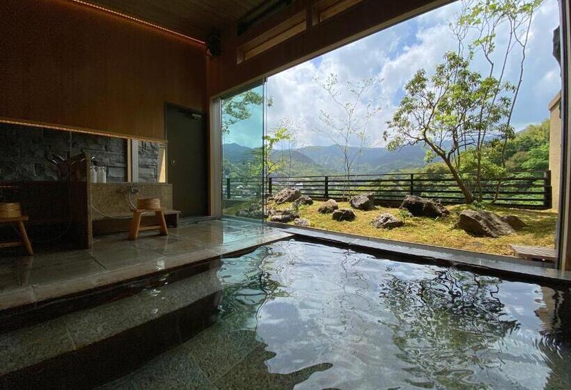 Kaiseki Ryokan Ashikari