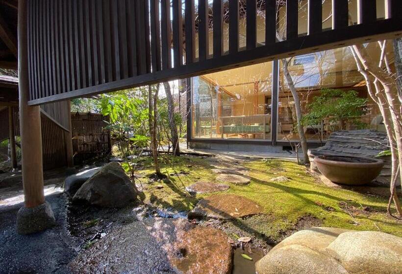 Kaiseki Ryokan Ashikari