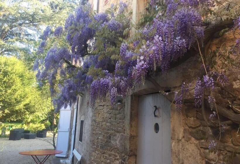 مبيت وإفطار La Maison Des Gardes   Chambres D Hôtes