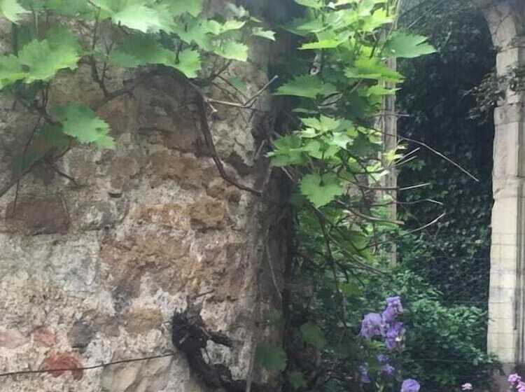 مبيت وإفطار La Maison Des Gardes   Chambres D Hôtes