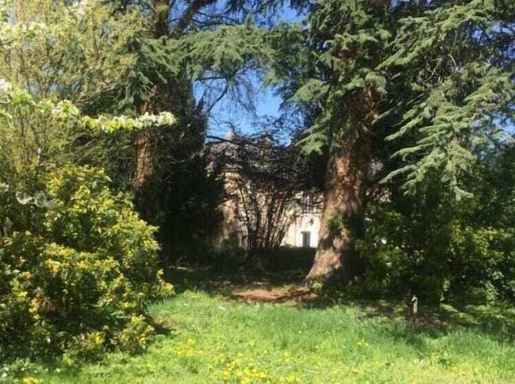 مبيت وإفطار La Maison Des Gardes   Chambres D Hôtes