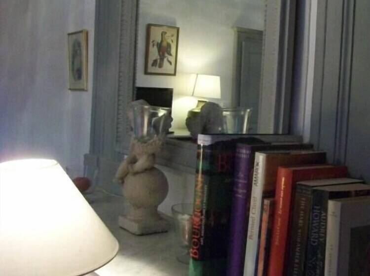 مبيت وإفطار La Maison Des Gardes   Chambres D Hôtes