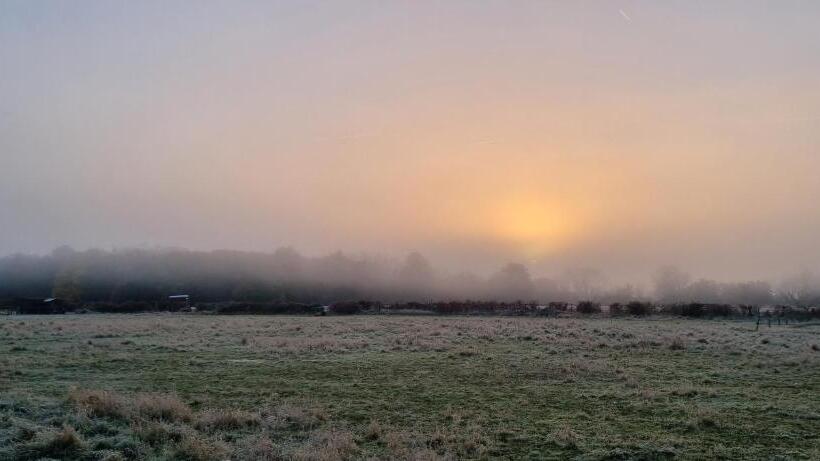 ベッドアンドブレックファースト Les Vieilles Pierres Chambres D Hôtes