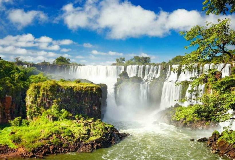 בית מלון כפרי Aatrac Iguazú