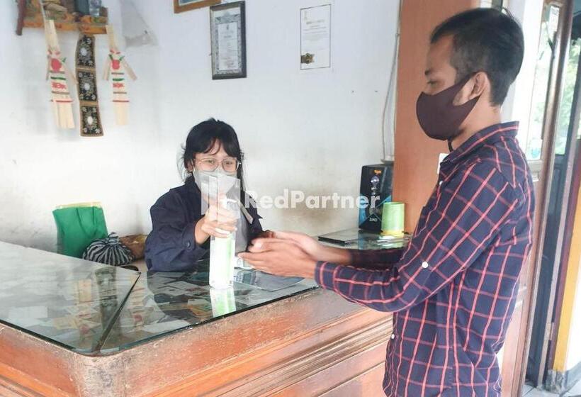 בית מלון כפרי Arlina S Guest House Kintamani Redpartner