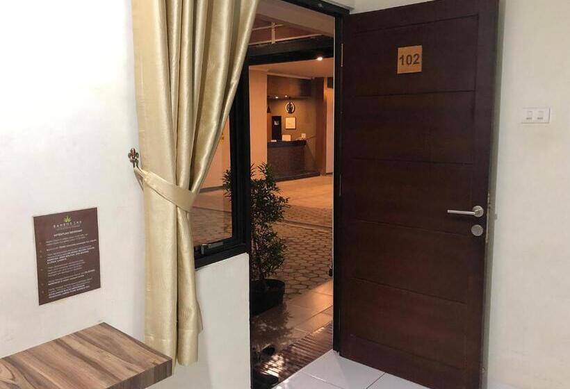 酒店 Bamboe Inn 2 Homestay