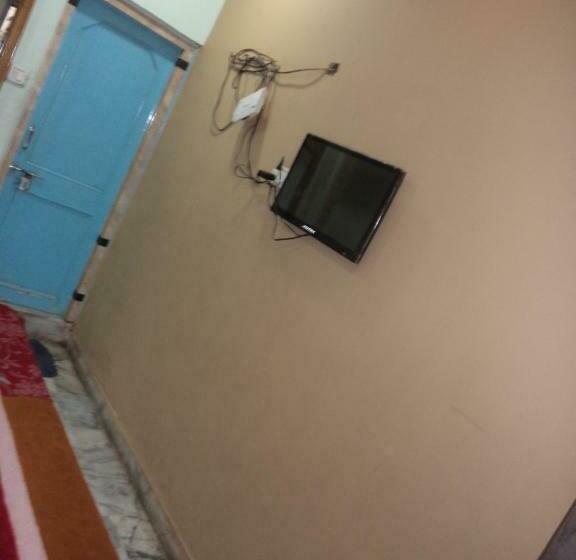 Budget Hotel Ayodhya 87