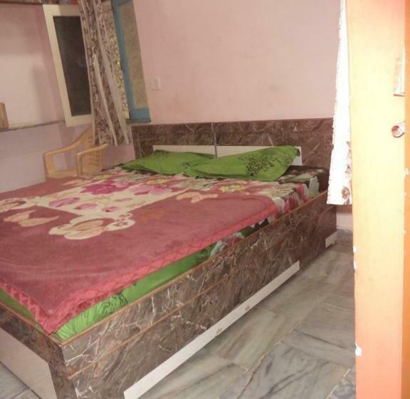 Budget Hotel Ayodhya 87