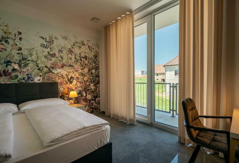 هتل Dvorec Gregorčič