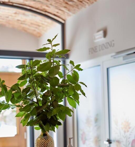 هتل Dvorec Gregorčič