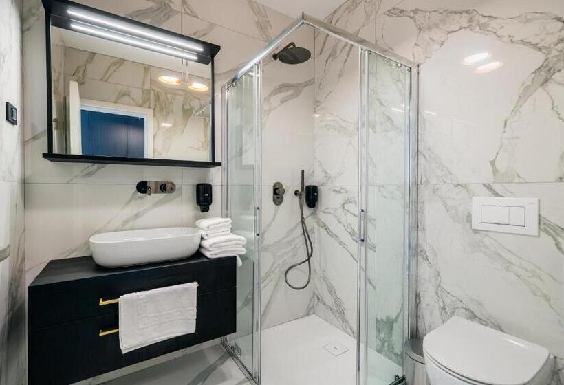 هتل Dvorec Gregorčič