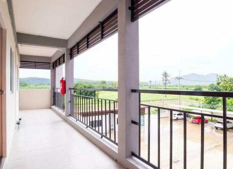 فندق Ek Residence Banchang City