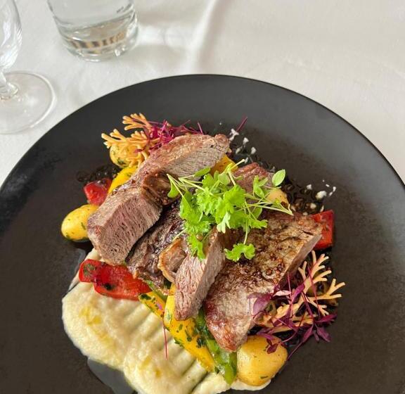 酒店 Gyirmót Sport & Wellness