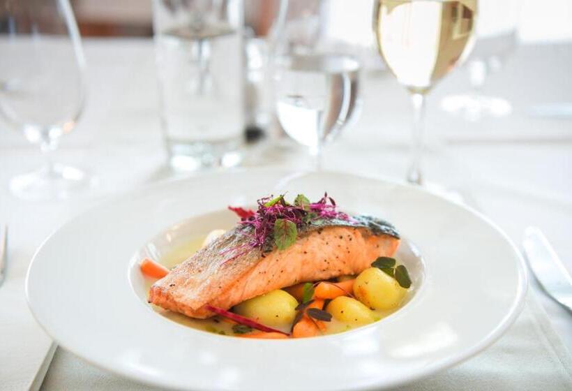 酒店 Gyirmót Sport & Wellness