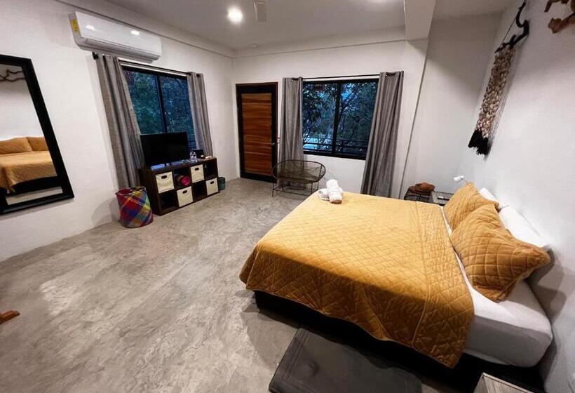 בית מלון כפרי Hostal Del Jaguar