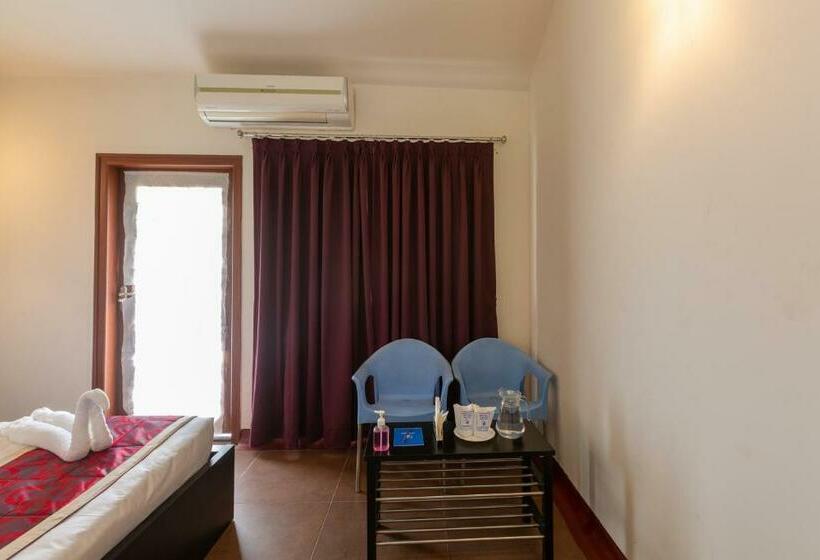 Kstdc Hotel Mayura Yagachi, Belur