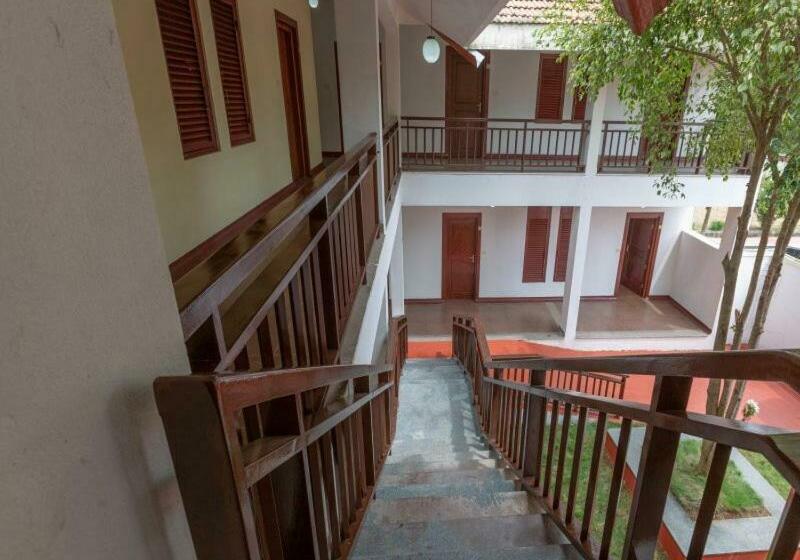 Kstdc Hotel Mayura Yagachi, Belur