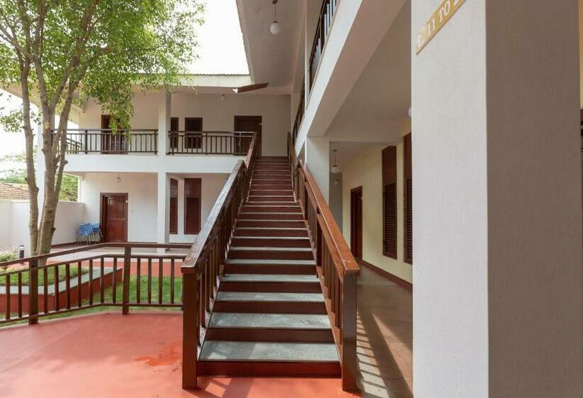 Kstdc Hotel Mayura Yagachi, Belur