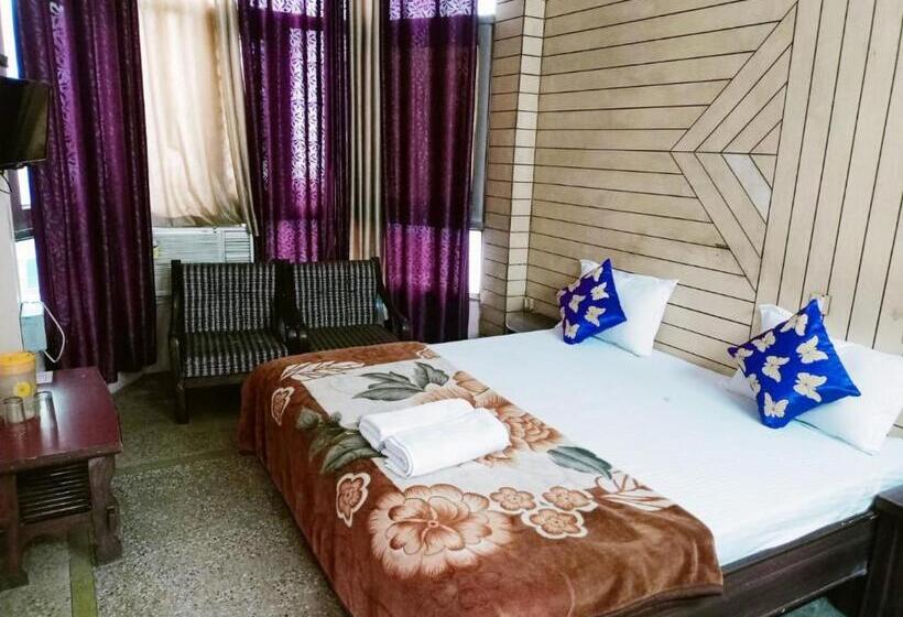 בית מלון כפרי Marwari Niwas