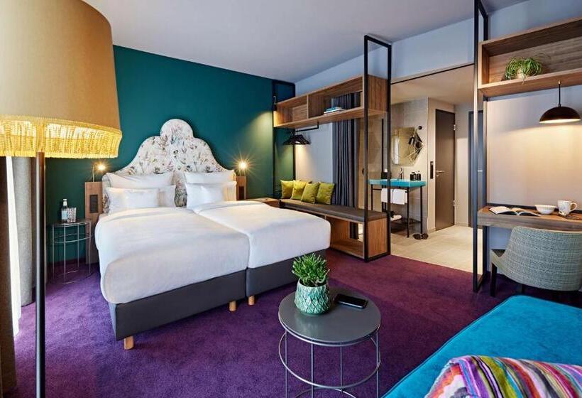 Me And All Hotel Dusseldorf Oberkassel, By Hyatt