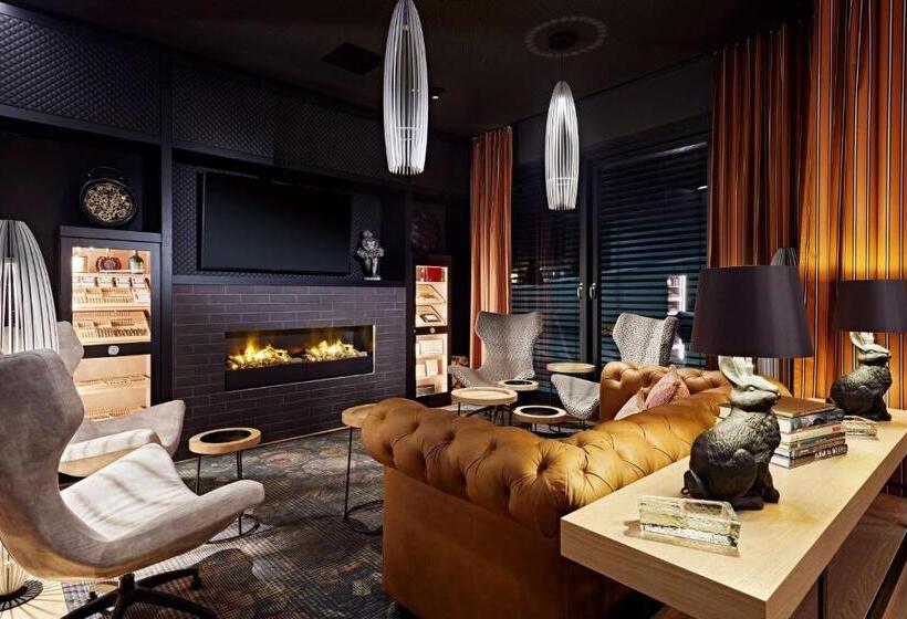 Me And All Hotel Dusseldorf Oberkassel, By Hyatt