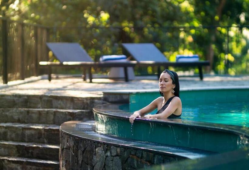 ホテル Moksha At Kitulgala   Rainforest Boutique