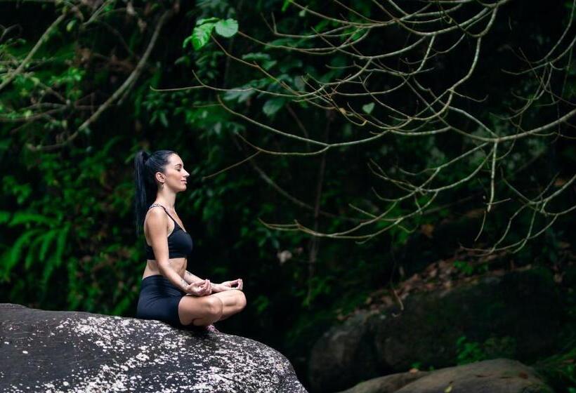 ホテル Moksha At Kitulgala   Rainforest Boutique