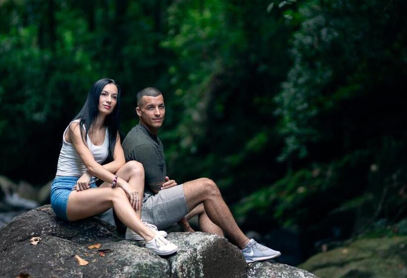 ホテル Moksha At Kitulgala   Rainforest Boutique