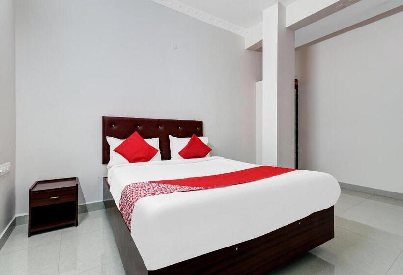 호텔 Oyo 82409 Madurai Meenatchi Tower
