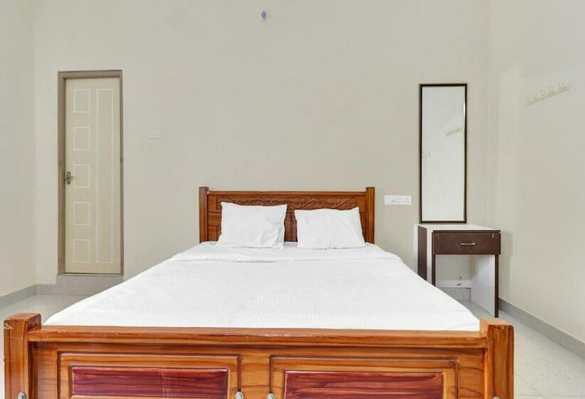 فندق Oyo Flagship 83084 Kr Lodge