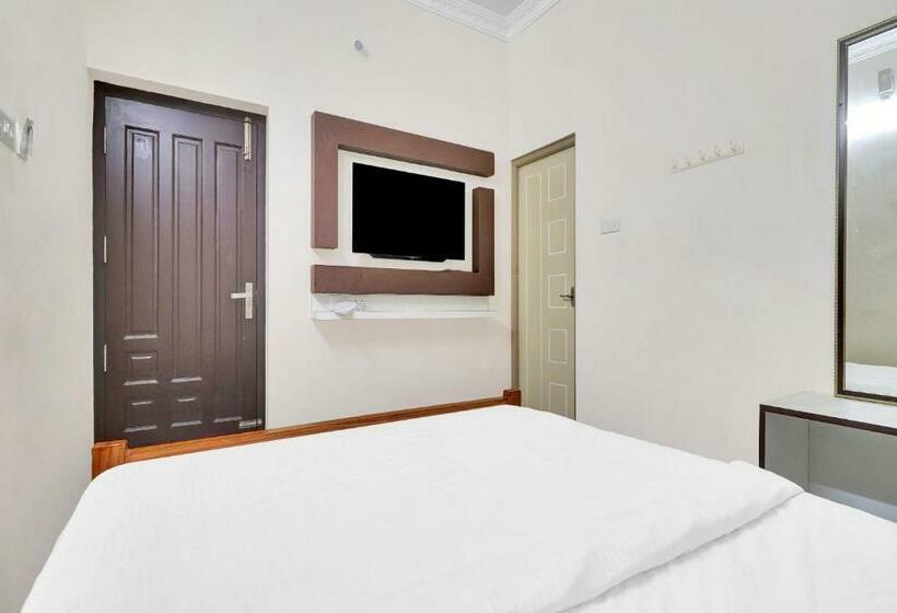 فندق Oyo Flagship 83084 Kr Lodge