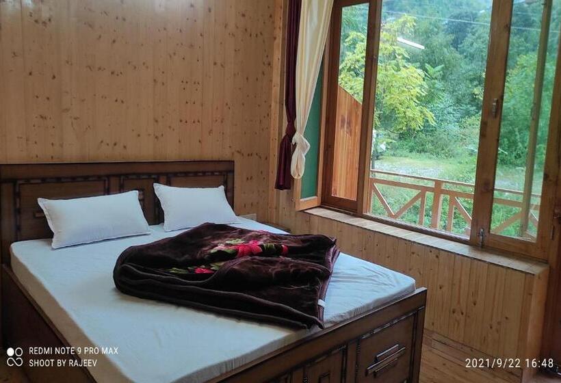 فندق Pop 83120 Kamal Guest House Tirthan