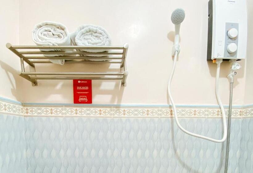 호텔 Reddoorz @ Calapandayan Subic Zambales