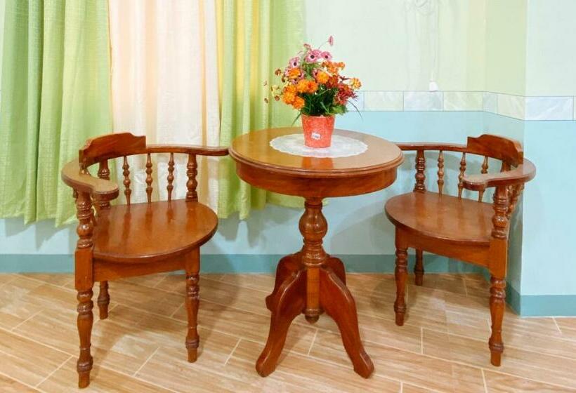 호텔 Reddoorz @ Calapandayan Subic Zambales