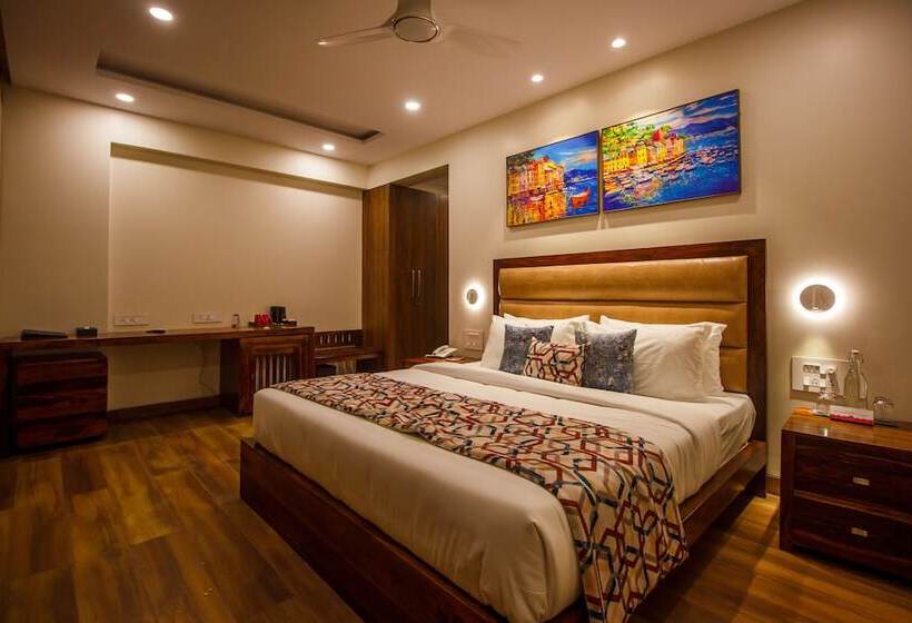 בית מלון כפרי Rosastays North Goa Rosa Kuber Mandovi