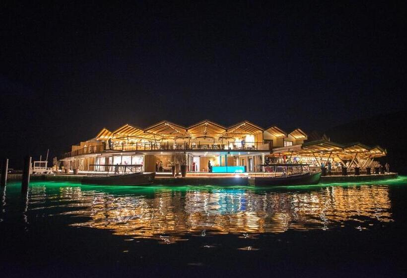 Hotel Saba Rock Resort