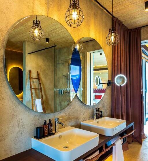 Hotel Saba Rock Resort