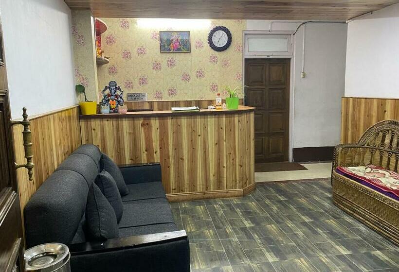 فندق Sradhanjali