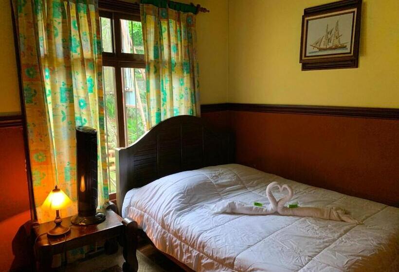 فندق ávita Lodge