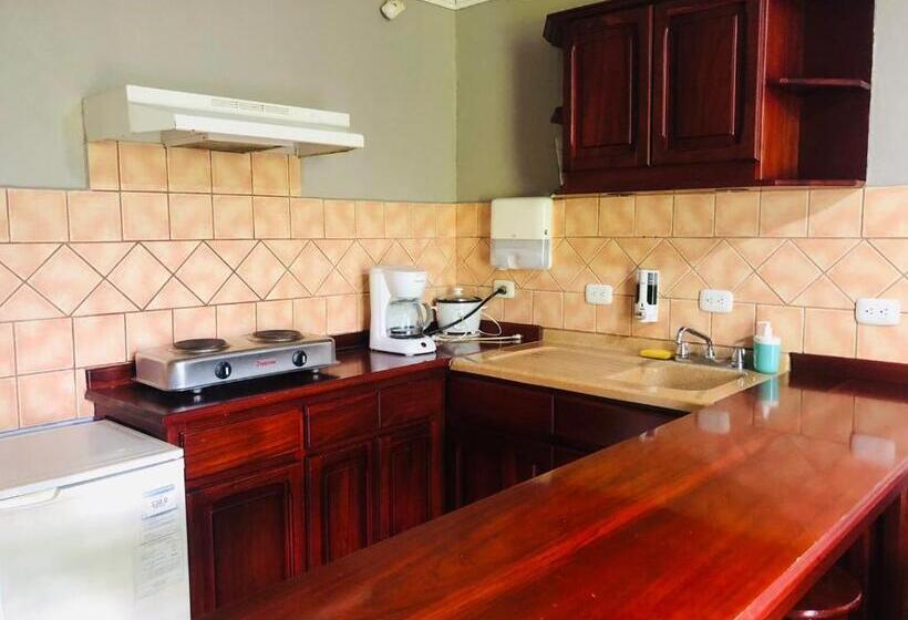 فندق ávita Lodge