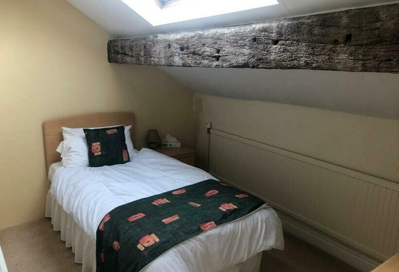 Отель Whalley Abbey   Christian Retreat House Offering B&b