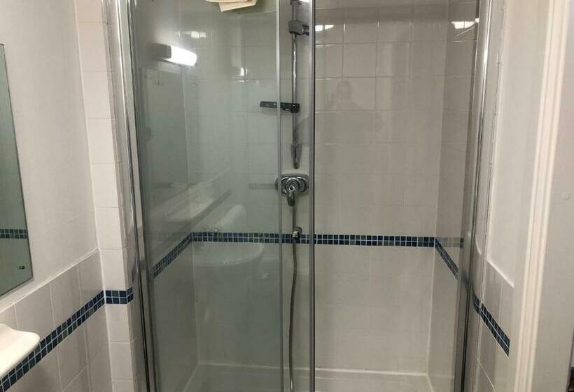 Отель Whalley Abbey   Christian Retreat House Offering B&b