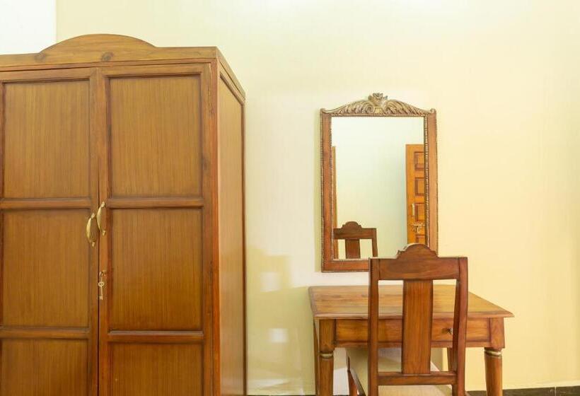 Kstdc Hotel Mayura Krishna Almatti