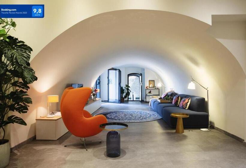 Loft 188 Luxury Apartment