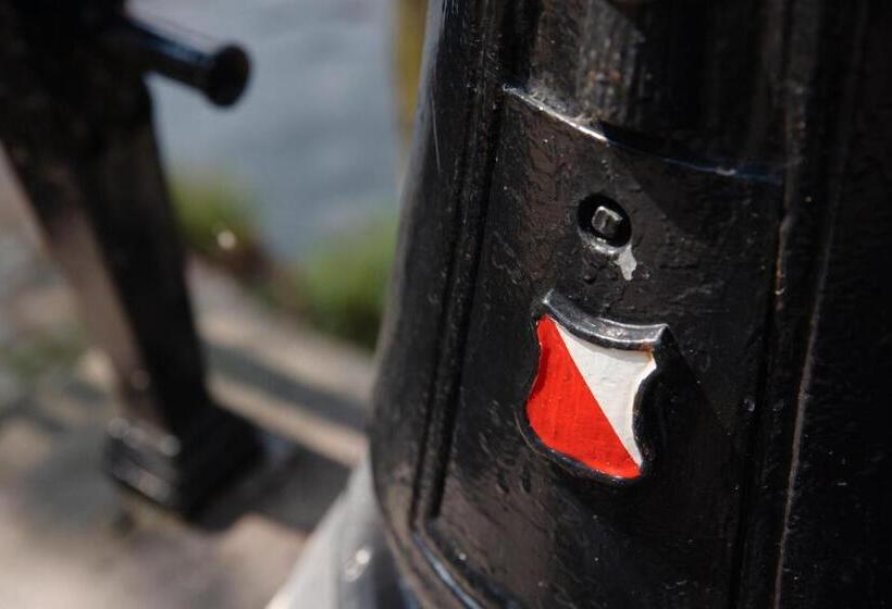 Loft 188 Luxury Apartment