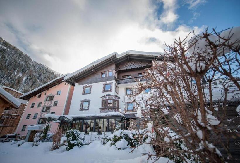 پانسیون Arlsuites