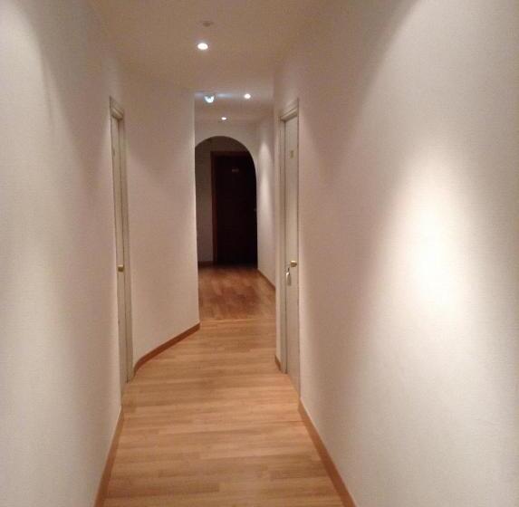 Пансион El Delfín Verde