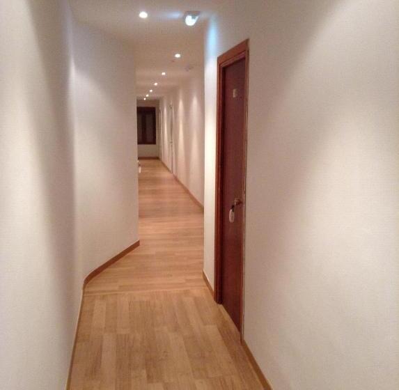 Пансион El Delfín Verde