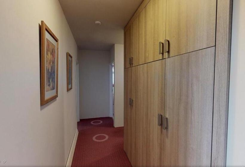 펜션 White House Zalakaros