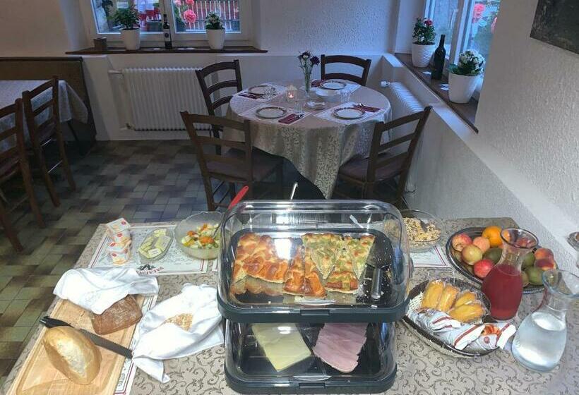 Pension Waldegg   Restaurant